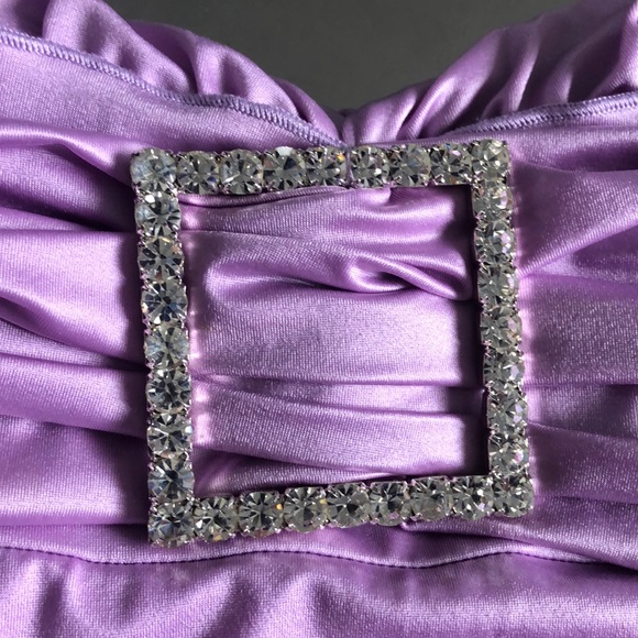 ⬇️ Sale!!! Lilac 🌸 Halter Formal Dress - Picture 4 of 5